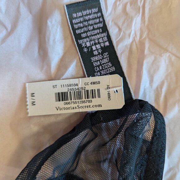 Victoria's Secret Black Lack Thongs Lot of 2 NWT - Picture 8 of 8